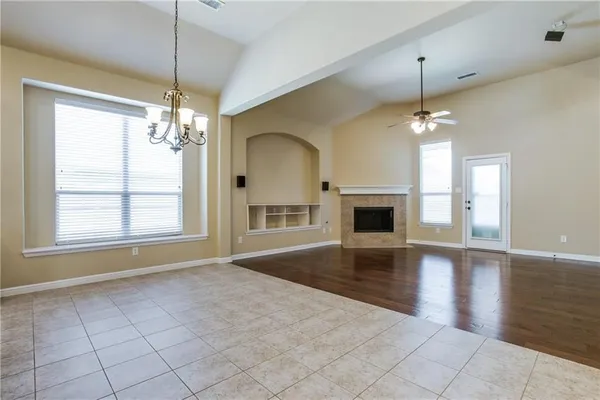$2,300 | 916 Partridge Drive, Aubrey, TX 76227