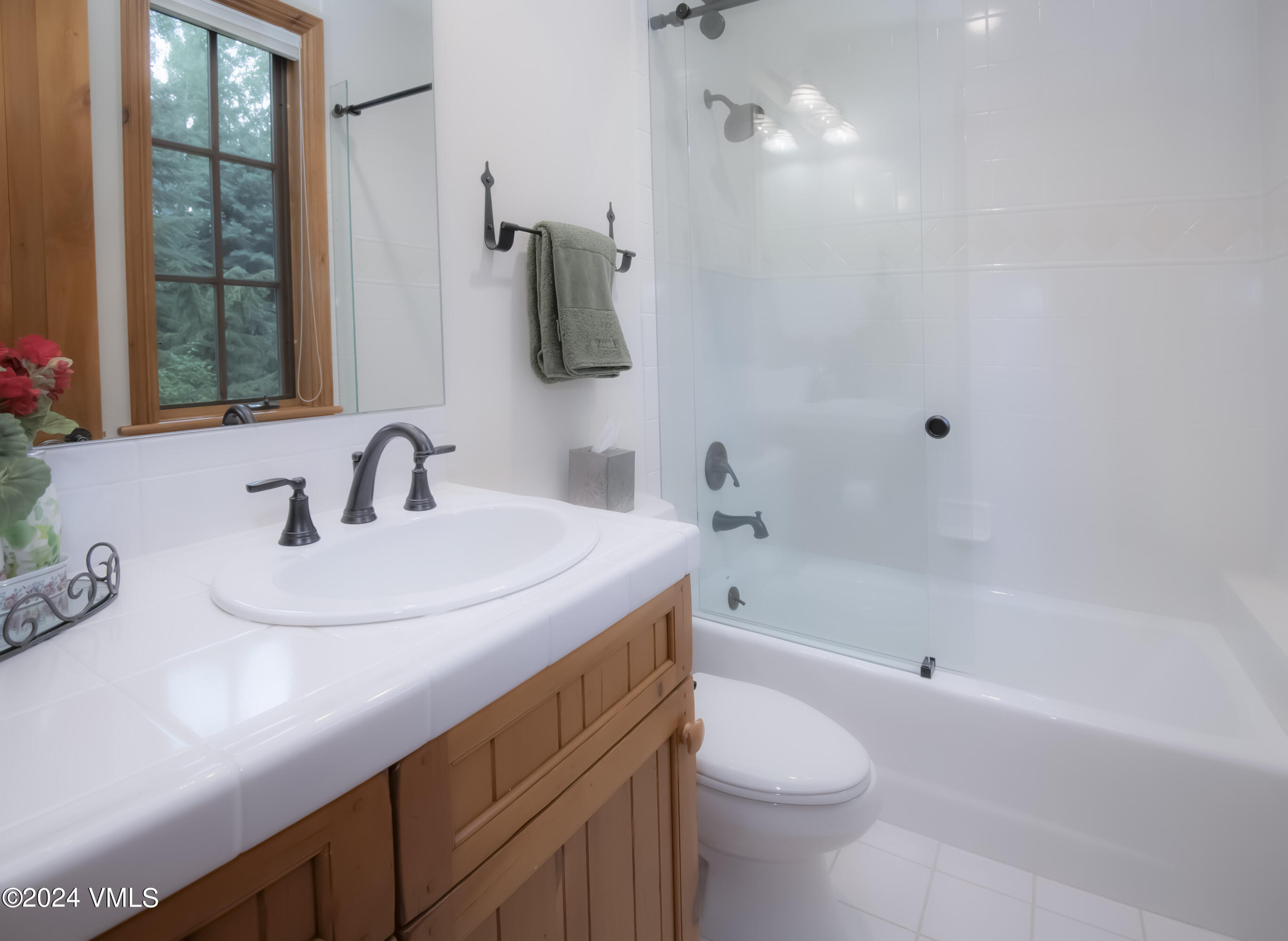 749 Holden Road Beaver Creek, CO 81620 - Photo 31 of 43 749 Holden Road Guest Bath 5