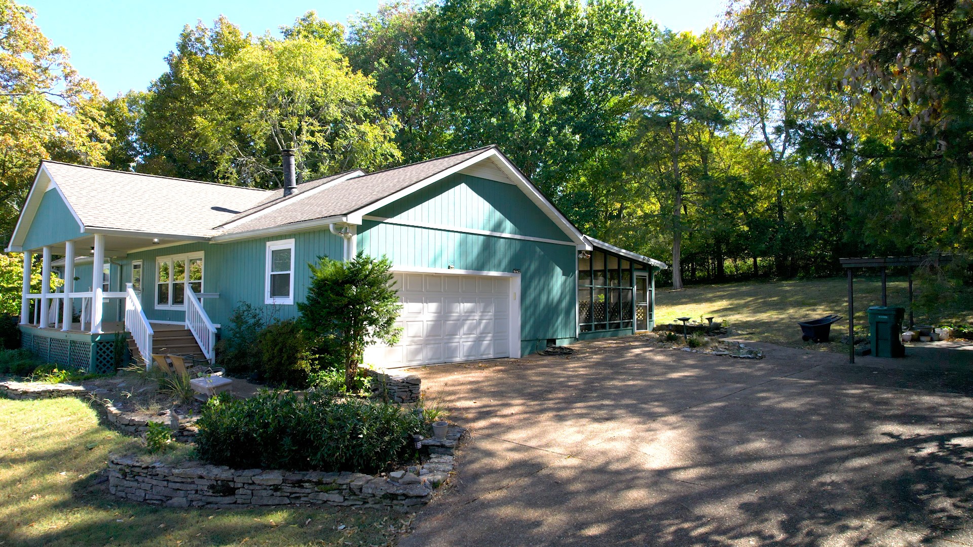 5510 Vanderbilt Road Old Hickory, TN 37138 - Photo 5 of 38 a view of a house with backyard and sitting area