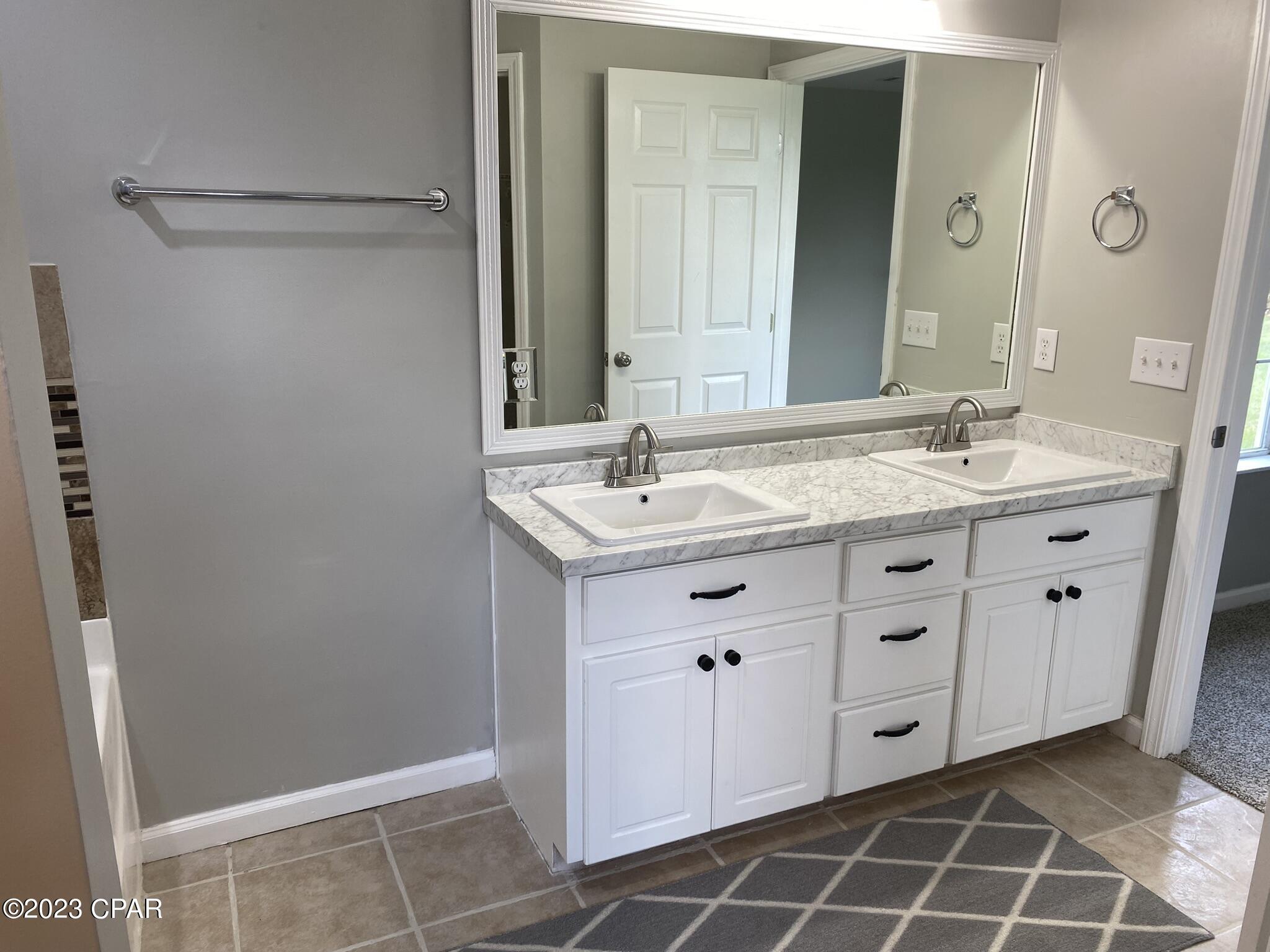 2125 Aaron Avenue Grand Ridge, FL 32442 - Photo 24 of 25 Gallery Image 24