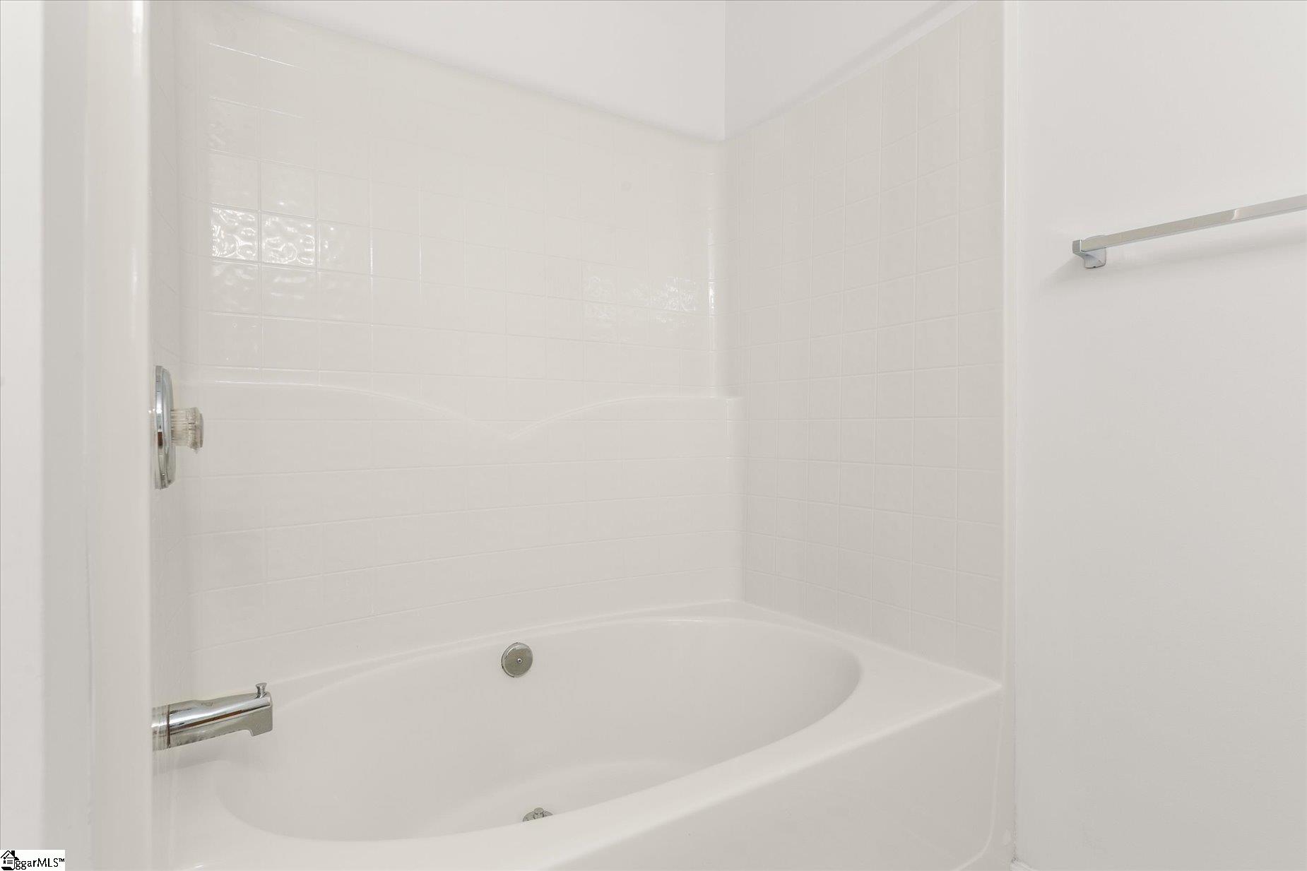 553 Waterbrook Drive Greenville, SC 29607 - Photo 15 of 22 Gallery Image 15