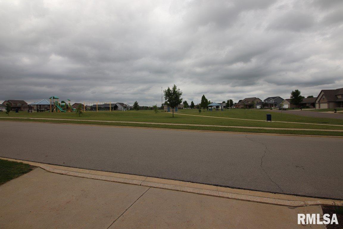1504 Kingsbury Road Washington, IL 61571 - Photo 33 of 34 Gallery Image 33