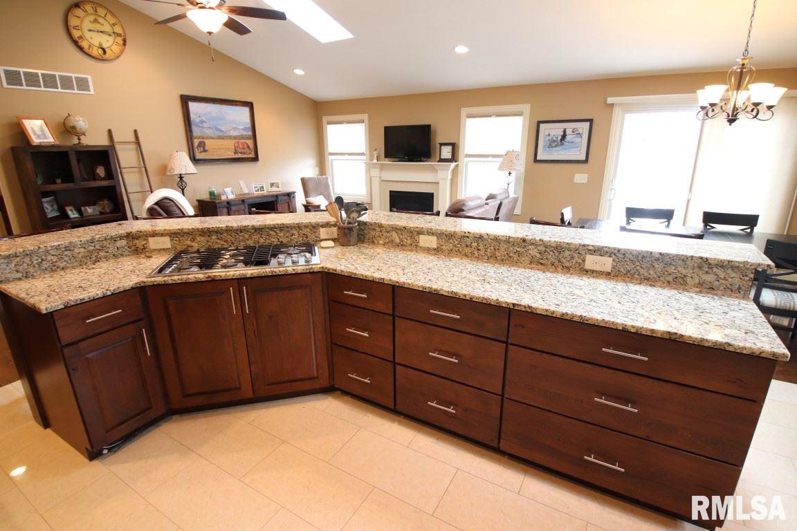 1504 Kingsbury Road Washington, IL 61571 - Photo 9 of 34 Gallery Image 9