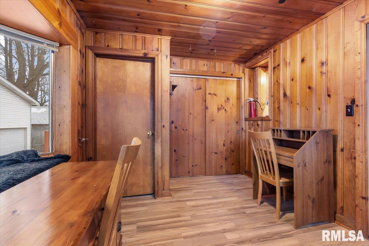 207 South Springfield Street Auburn, IL 62615 - Photo 12 of 25