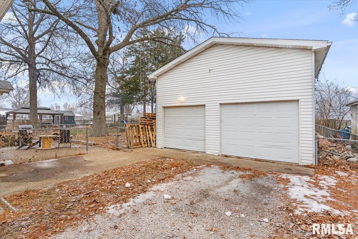 207 South Springfield Street Auburn, IL 62615 - Photo 22 of 25