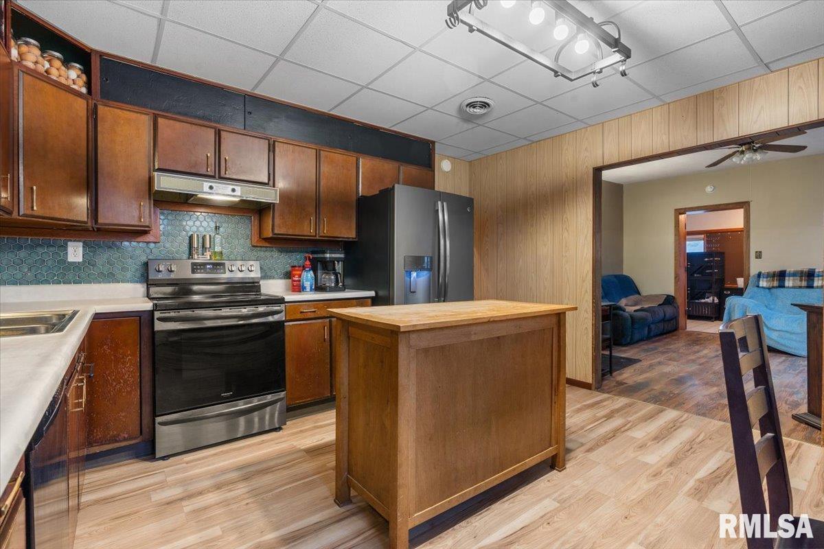 207 South Springfield Street Auburn, IL 62615 - Photo 10 of 25