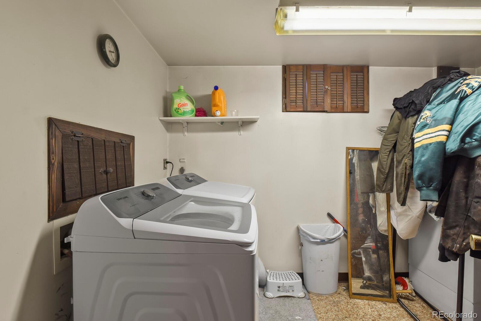 3400 West Mountain Road Englewood, CO 80110 - Photo 17 of 22 a utility room with dryer and washer