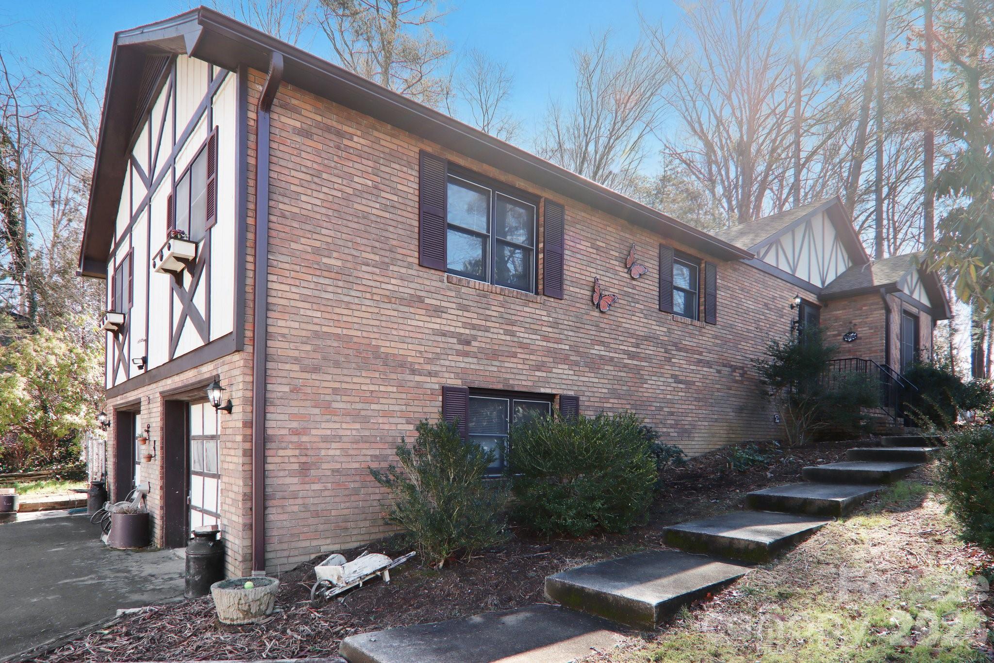 148 Lower Christ School Road Fletcher, NC 28732 - Photo 3 of 43