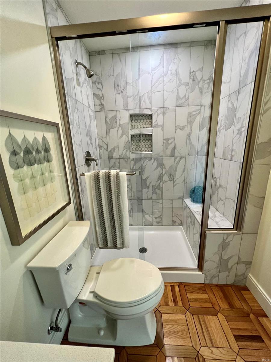 11933 Ladue Road St. Louis, MO 63141 - Photo 45 of 67 Gallery Image 45