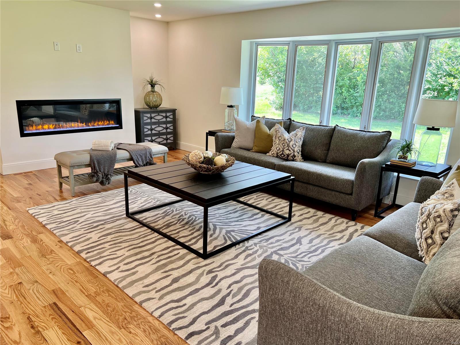 11933 Ladue Road St. Louis, MO 63141 - Photo 8 of 67 Gallery Image 8