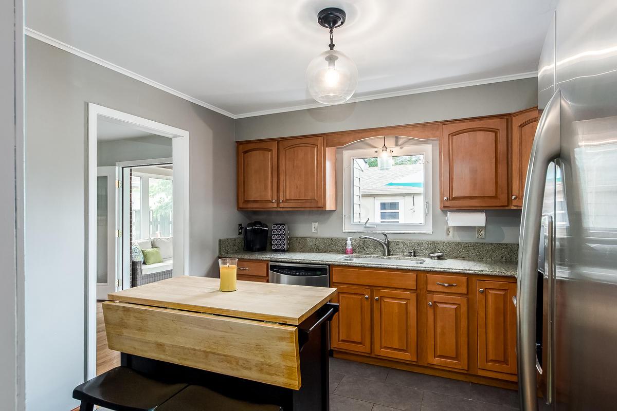 2705 Andover Road Columbus, OH 43221 - Photo 11 of 35