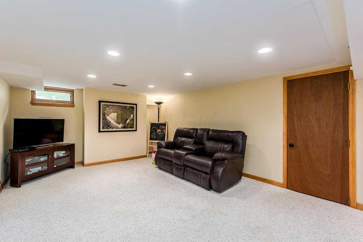 2705 Andover Road Columbus, OH 43221 - Photo 27 of 35