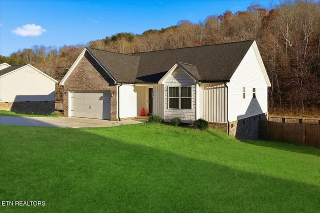 $340,000 | 169 Old Maynardville Highway, Maynardville, TN 37807