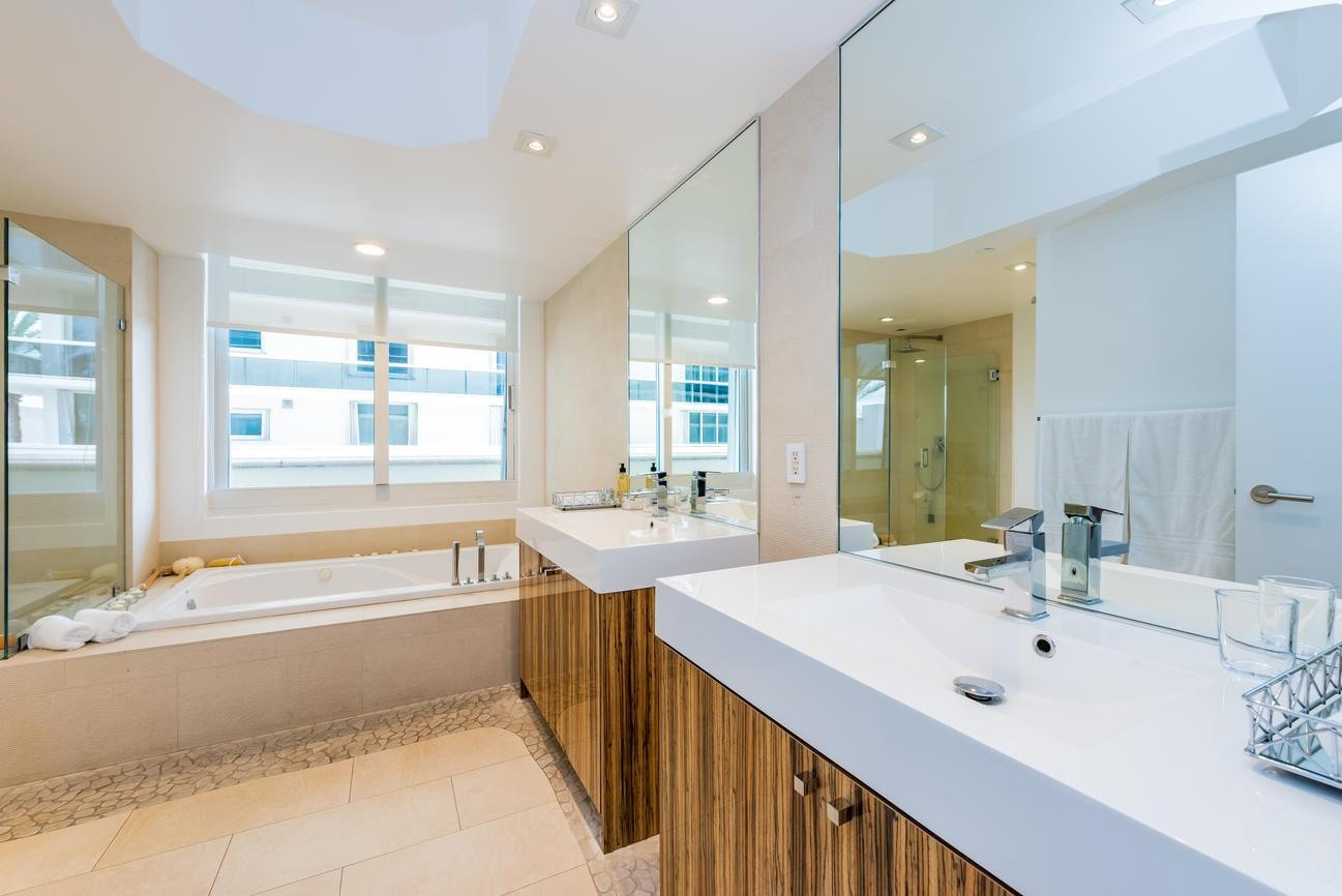 9595 Collins Avenue, Unit N2E Surfside, FL 33154 - Photo 28 of 37 Master Bathroom