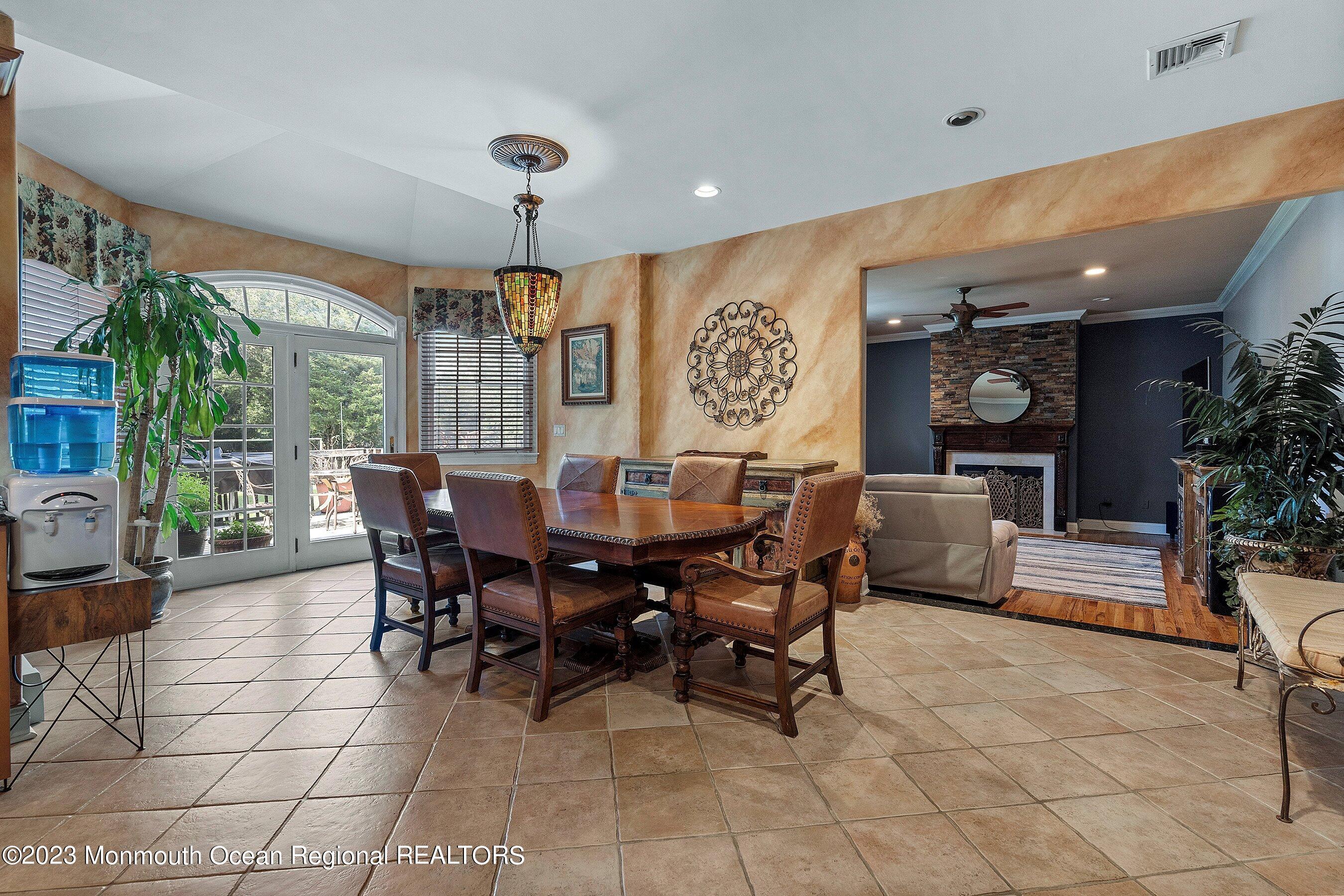 35 Sunnyside Road Howell, NJ 07731 - Photo 20 of 41 Kitchen into FR