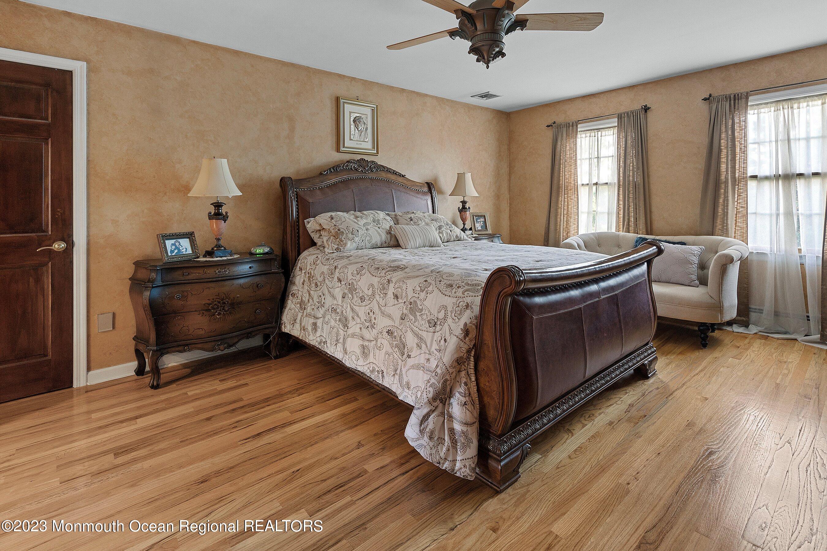35 Sunnyside Road Howell, NJ 07731 - Photo 25 of 41 Primary Bedroom