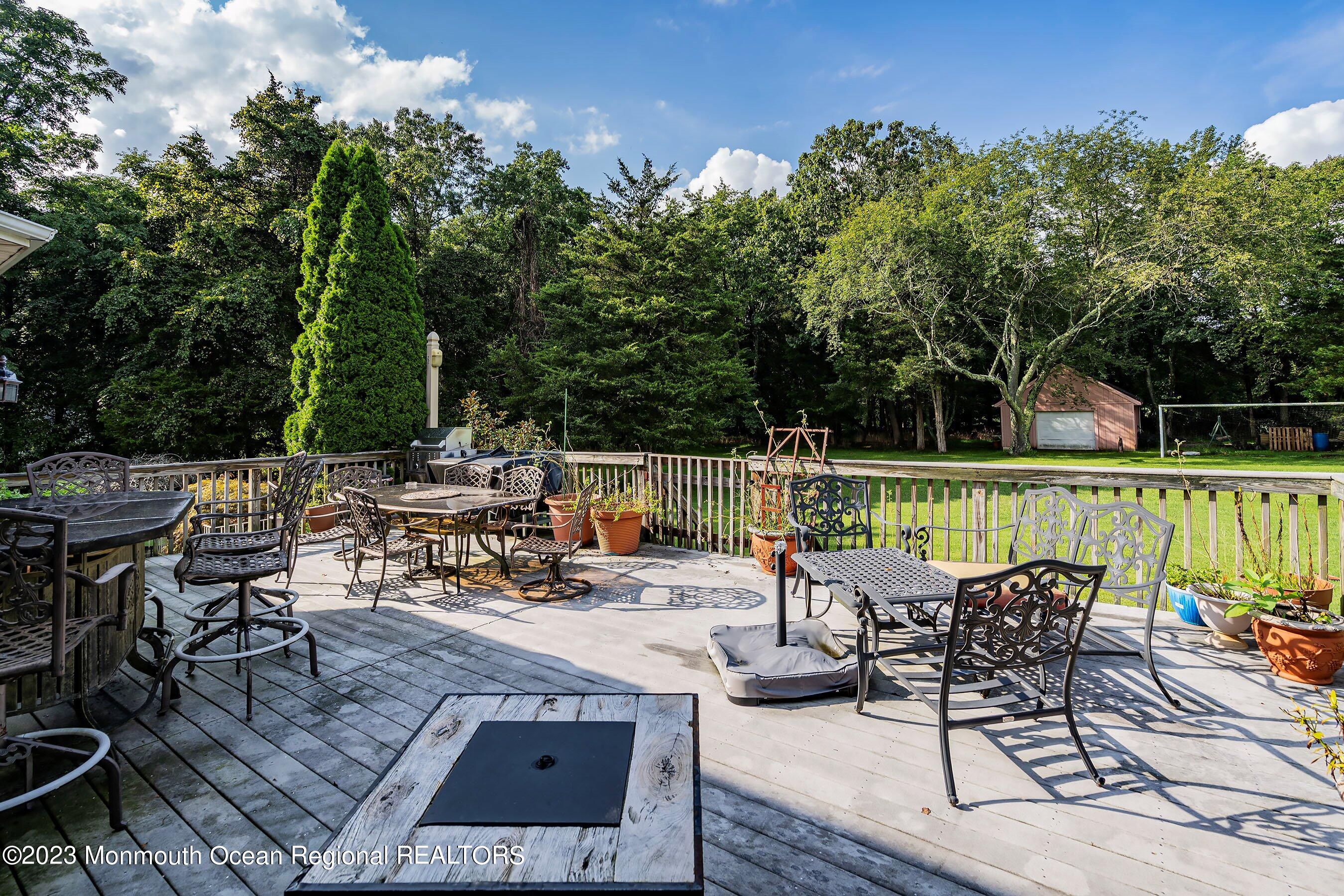 35 Sunnyside Road Howell, NJ 07731 - Photo 38 of 41 Deck off Kitchen