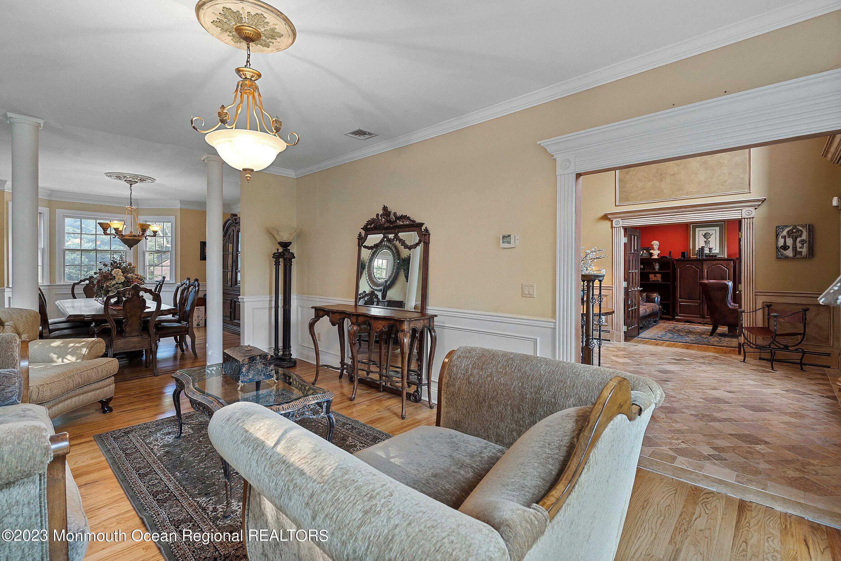 35 Sunnyside Road Howell, NJ 07731 - Photo 8 of 41 Formal LR