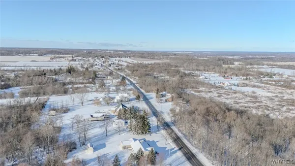 $2,350 | 3582 Upper Mountain Road, Cambria, NY 14132