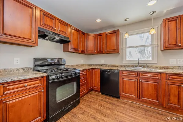 $2,350 | 3582 Upper Mountain Road, Cambria, NY 14132