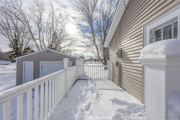 $2,350 | 3582 Upper Mountain Road, Cambria, NY 14132