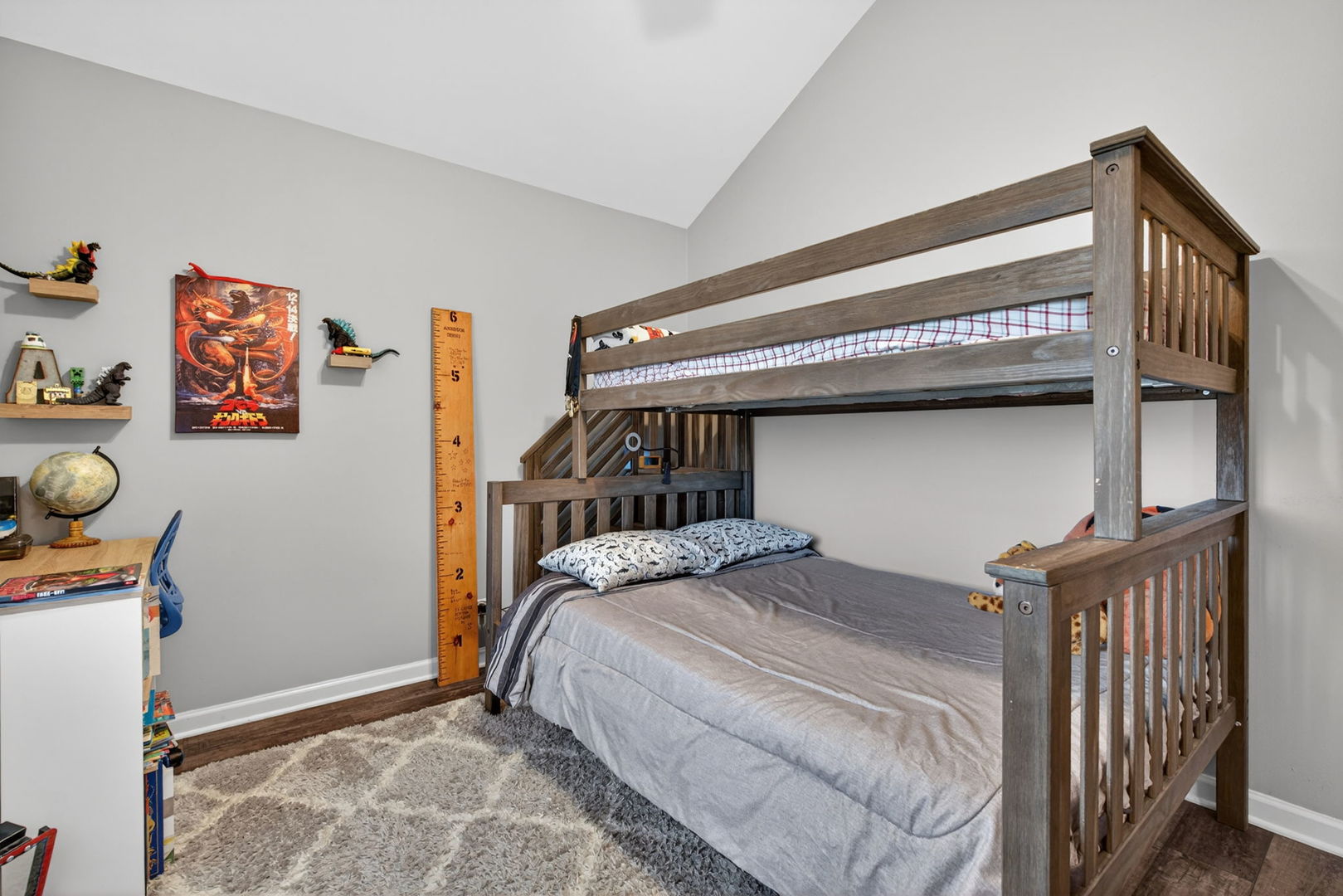 2031 Locust Road Morris, IL 60450 - Photo 9 of 32 a bedroom with a bed and cabinets