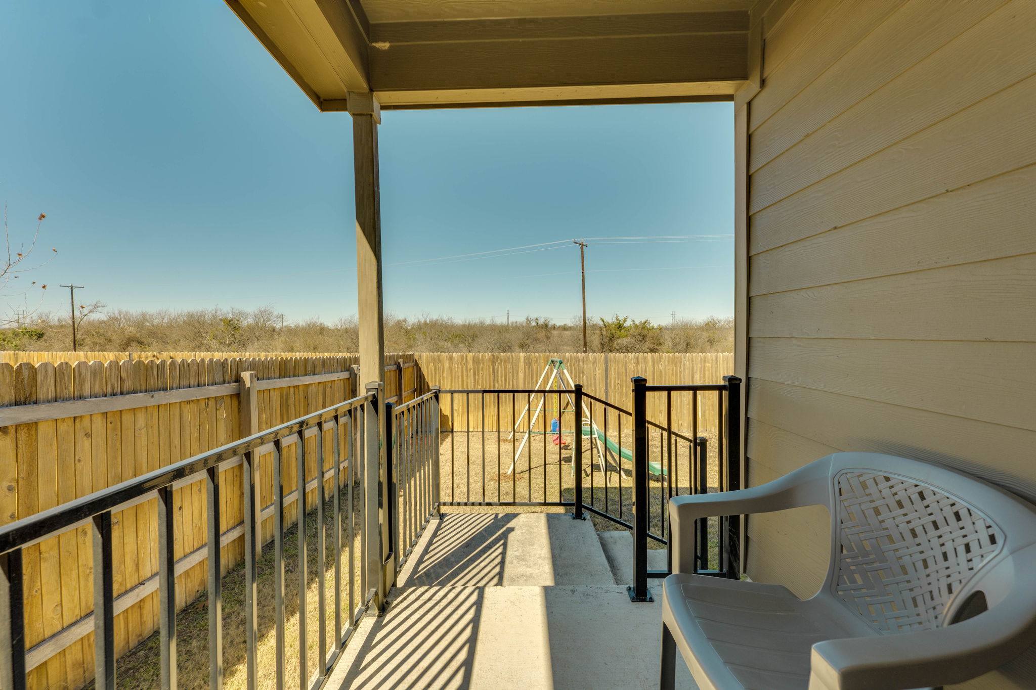 557 Greatest Gift Way Jarrell, TX 76537 - Photo 28 of 39 View of balcony