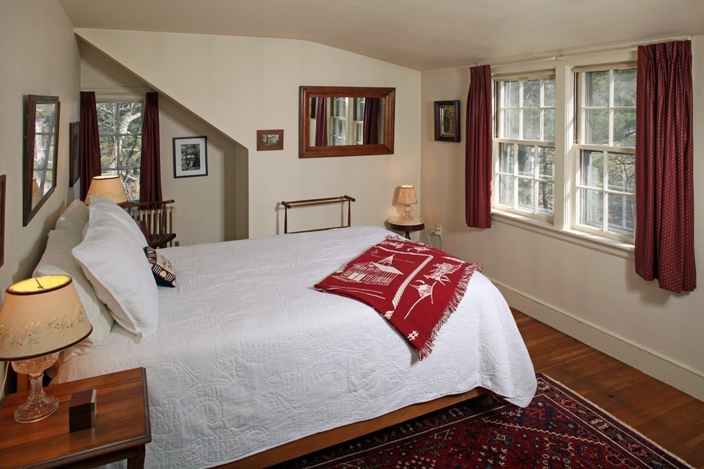 32 Burr Road Hingham, MA 02043 - Photo 8 of 9 Gallery Image 8