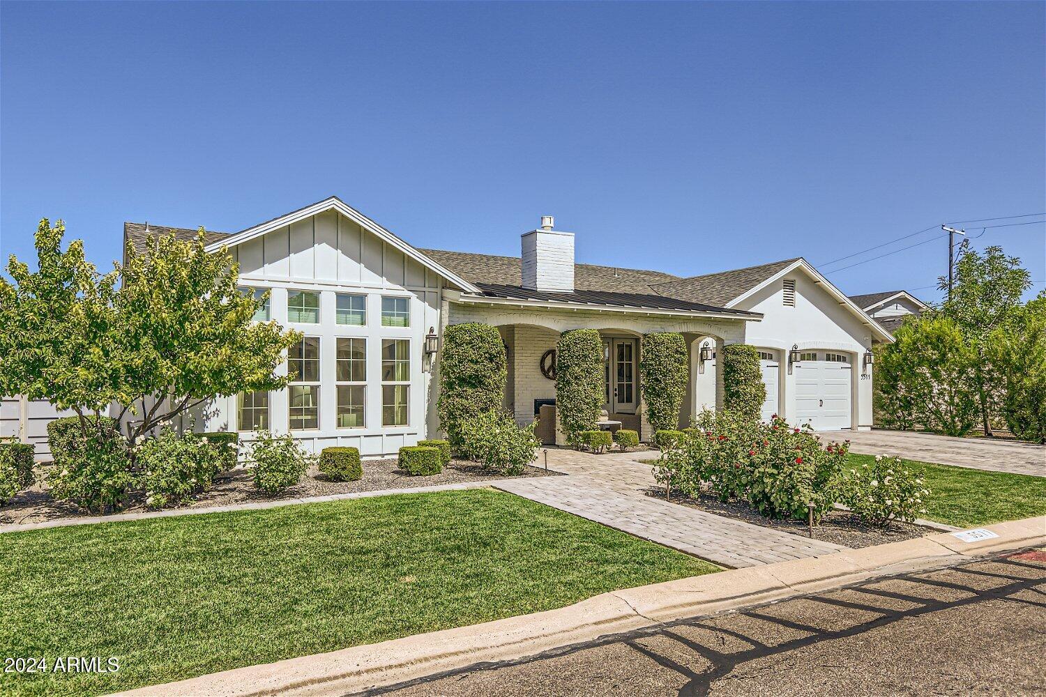 5511 North 2nd Street Phoenix, AZ 85012 - Photo 3 of 31 Front