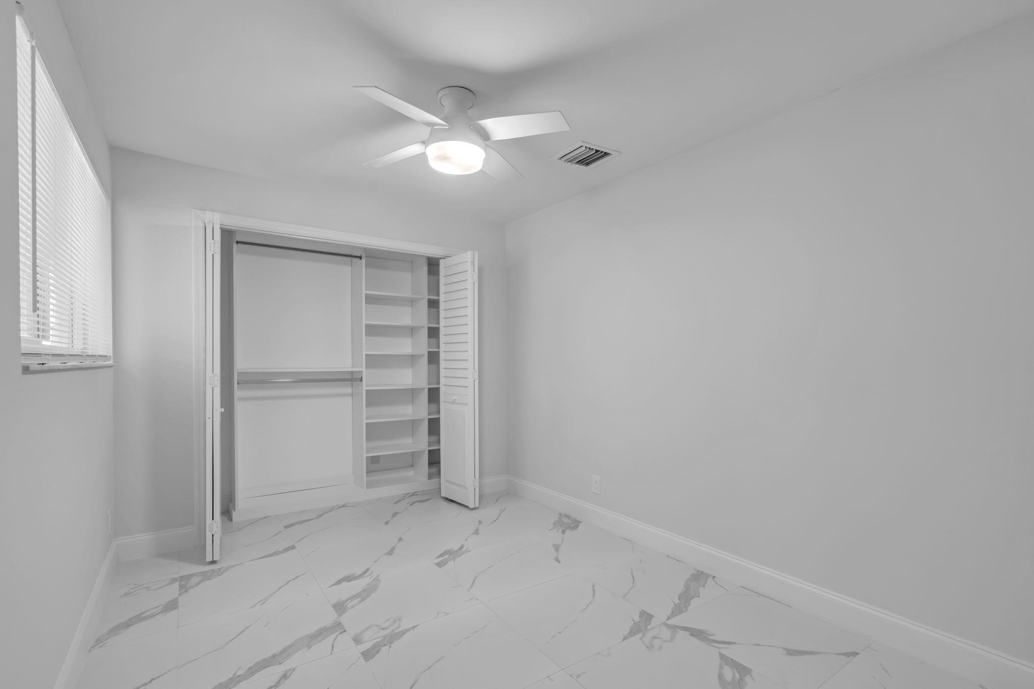 465 Northwest 11th Street Boca Raton, FL 33432 - Photo 26 of 41 26-web-or-mls-465NW11th-26