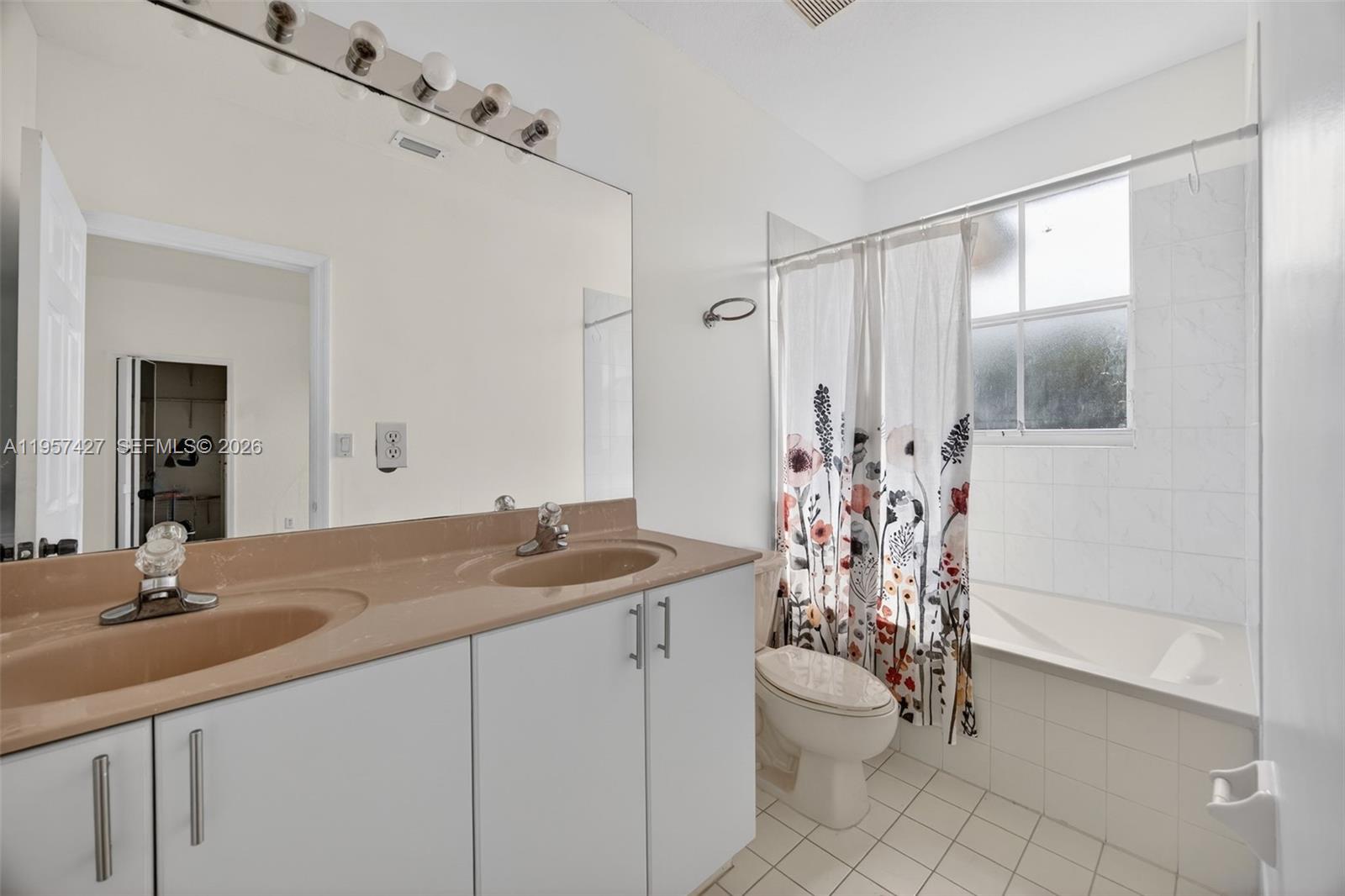 12430 Southwest 124th Terrace Miami, FL 33186 - Photo 21 of 38 Primary Bathroom