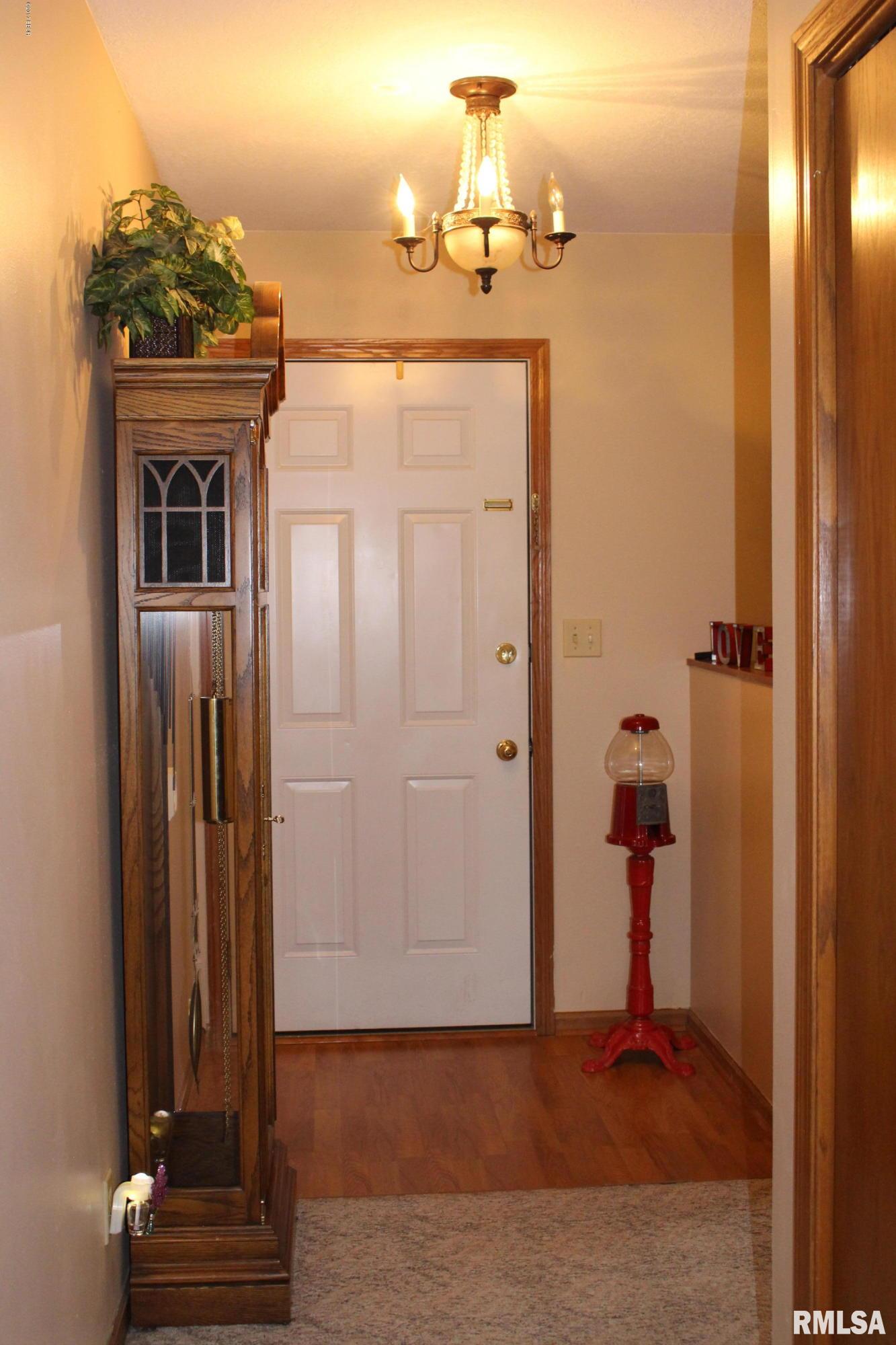 20051 Unity Road Thompsonville, IL 62890 - Photo 10 of 37