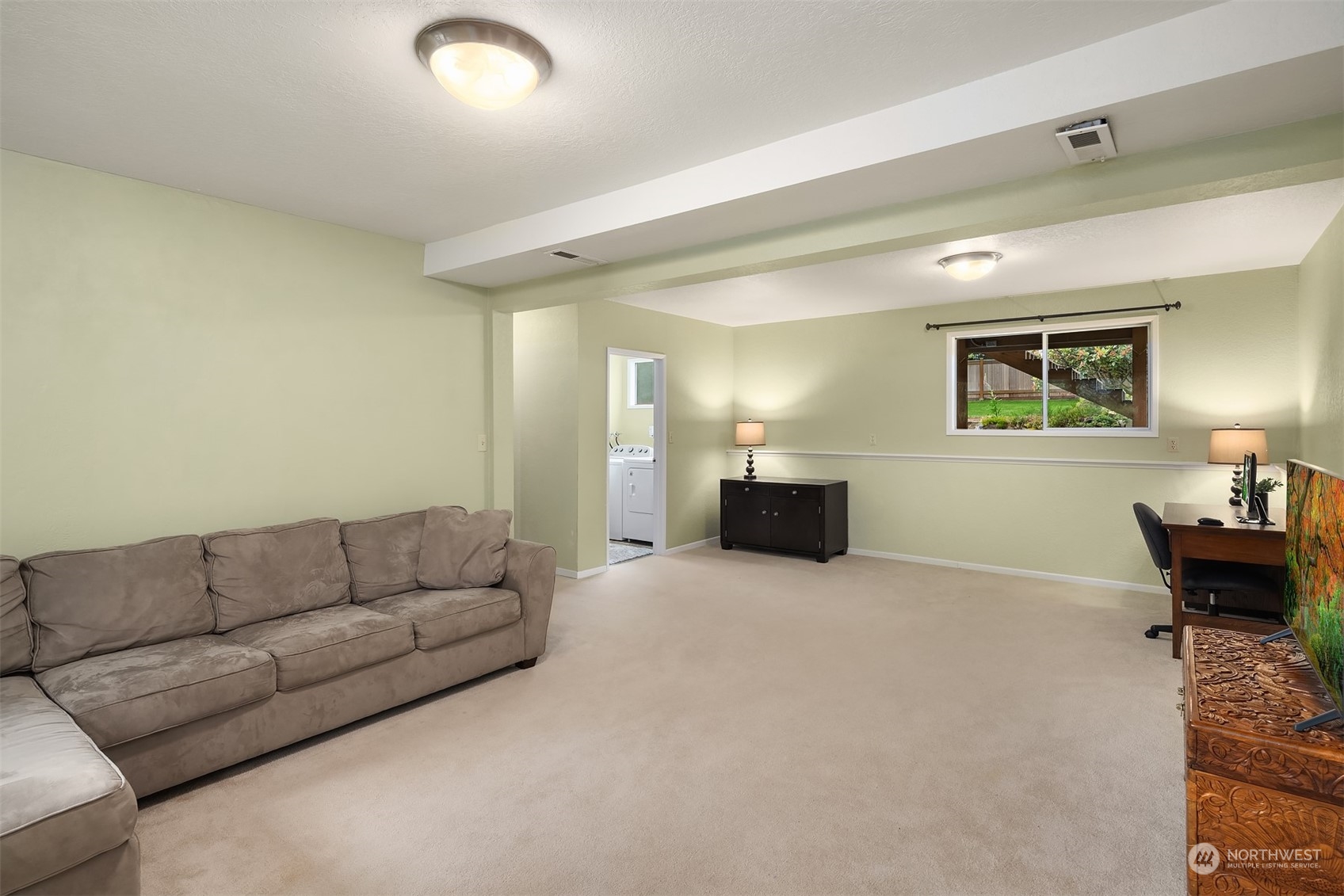 16604 3rd Avenue Southeast Bothell, WA 98012 - Photo 26 of 40 a living room with furniture and a dining room