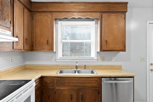 $950 | 140 Darlene Drive, Unit 4, Clarksville, TN 37042