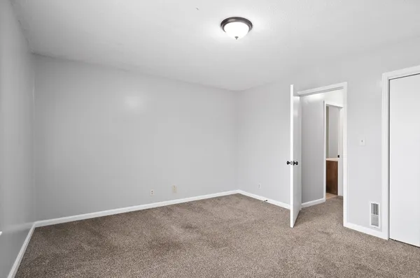 $950 | 140 Darlene Drive, Unit 4, Clarksville, TN 37042