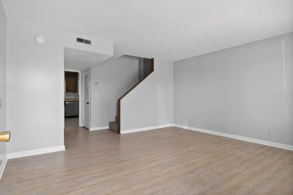 $950 | 140 Darlene Drive, Unit 4, Clarksville, TN 37042