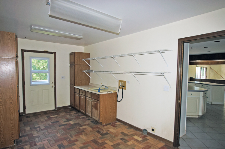 19411 Collins Road Marengo, IL 60152 - Photo 21 of 39 a view of a storage & utility room with closet
