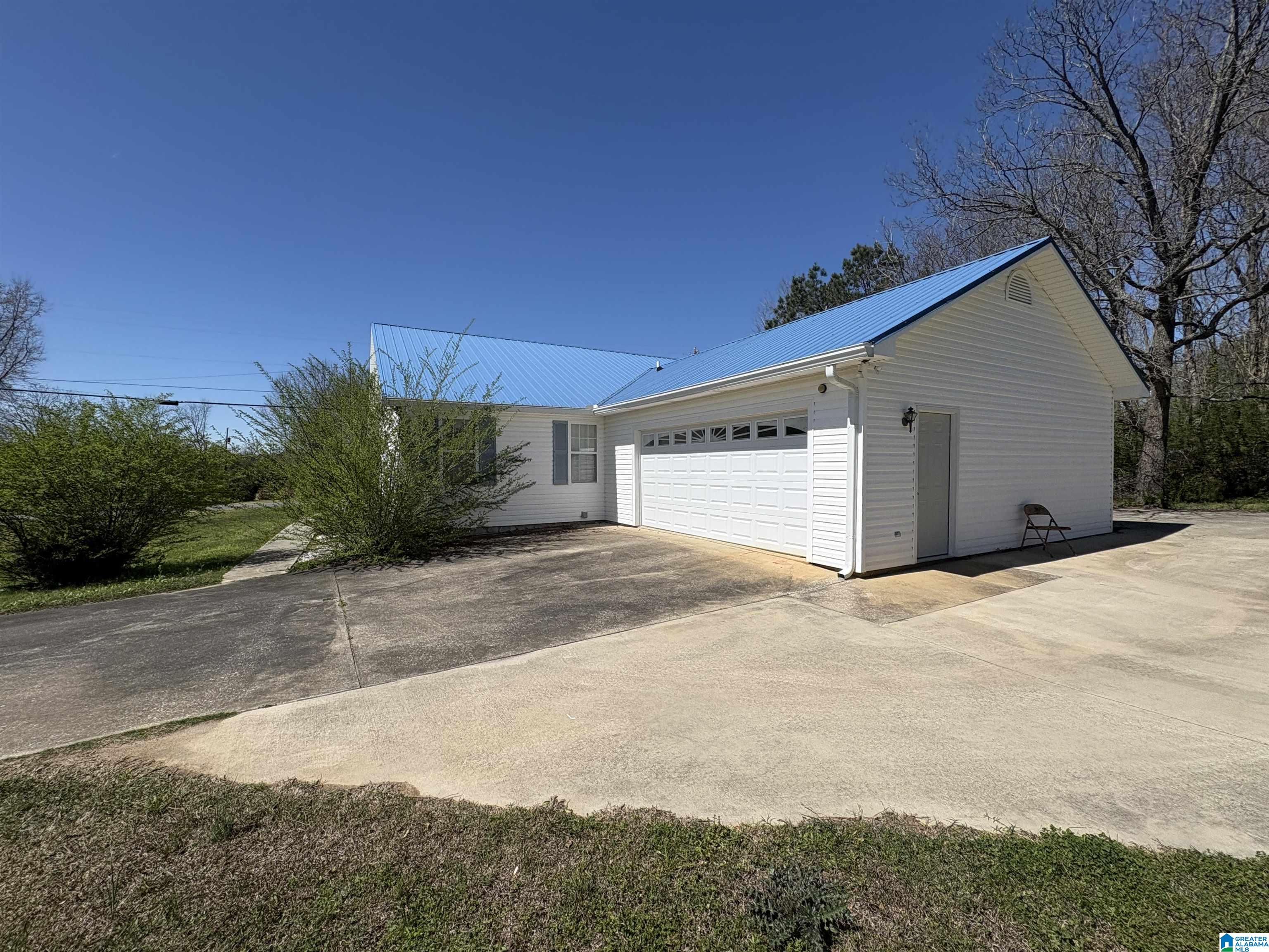 1090 Park Road Bessemer, AL 35023 - Photo 6 of 28 Gallery Image 6