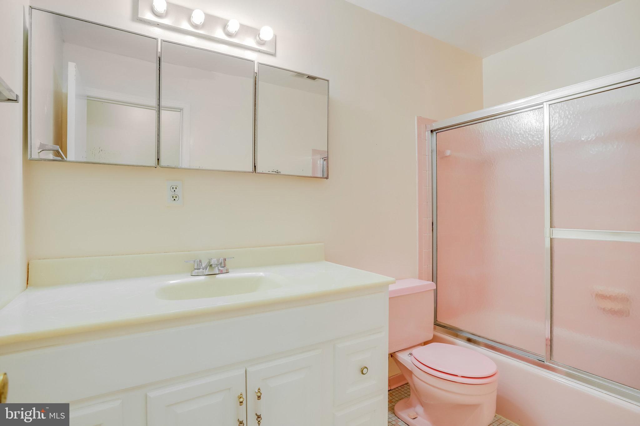 4800 Bel Pre Road Rockville, MD 20853 - Photo 13 of 22