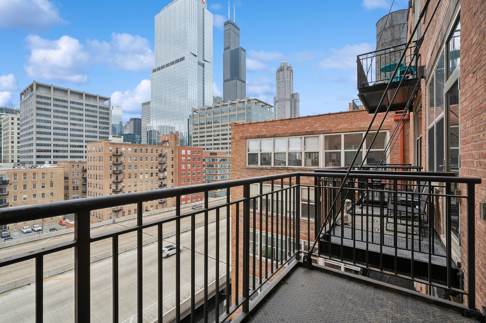 500 South Clinton Street, Unit 740 Chicago, IL 60607 - Photo 15 of 16 Gallery Image 15