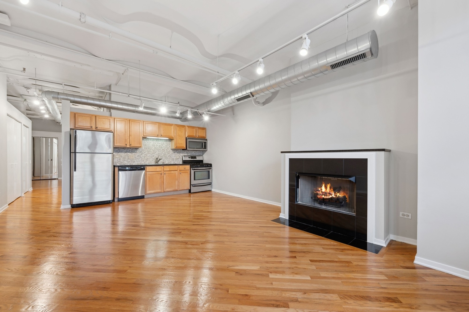 500 South Clinton Street, Unit 740 Chicago, IL 60607 - Photo 7 of 16 Gallery Image 7