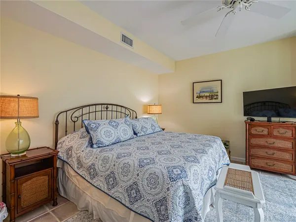 $6,000 | 8382 Satin Leaf Court, Unit 8382, Vero Beach, FL 32963