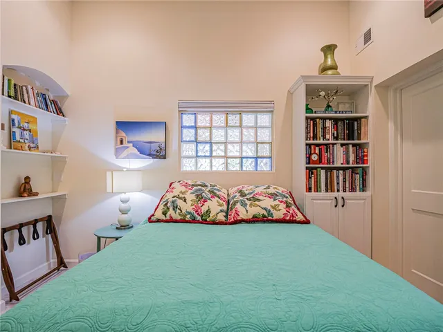 $6,000 | 8382 Satin Leaf Court, Unit 8382, Vero Beach, FL 32963