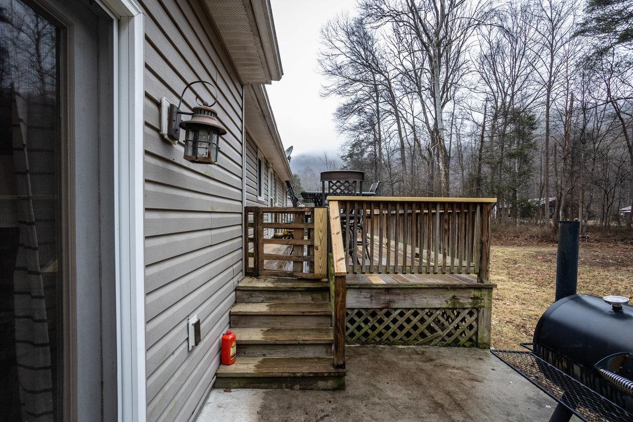 8448 Briery Branch Road Dayton, VA 22821 - Photo 32 of 37 a view of entryway