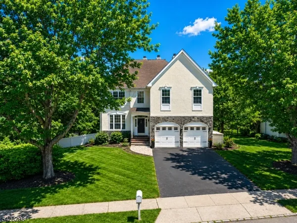 $875,000 | 8 Miller Lane, Whitehouse Station, NJ 08889
