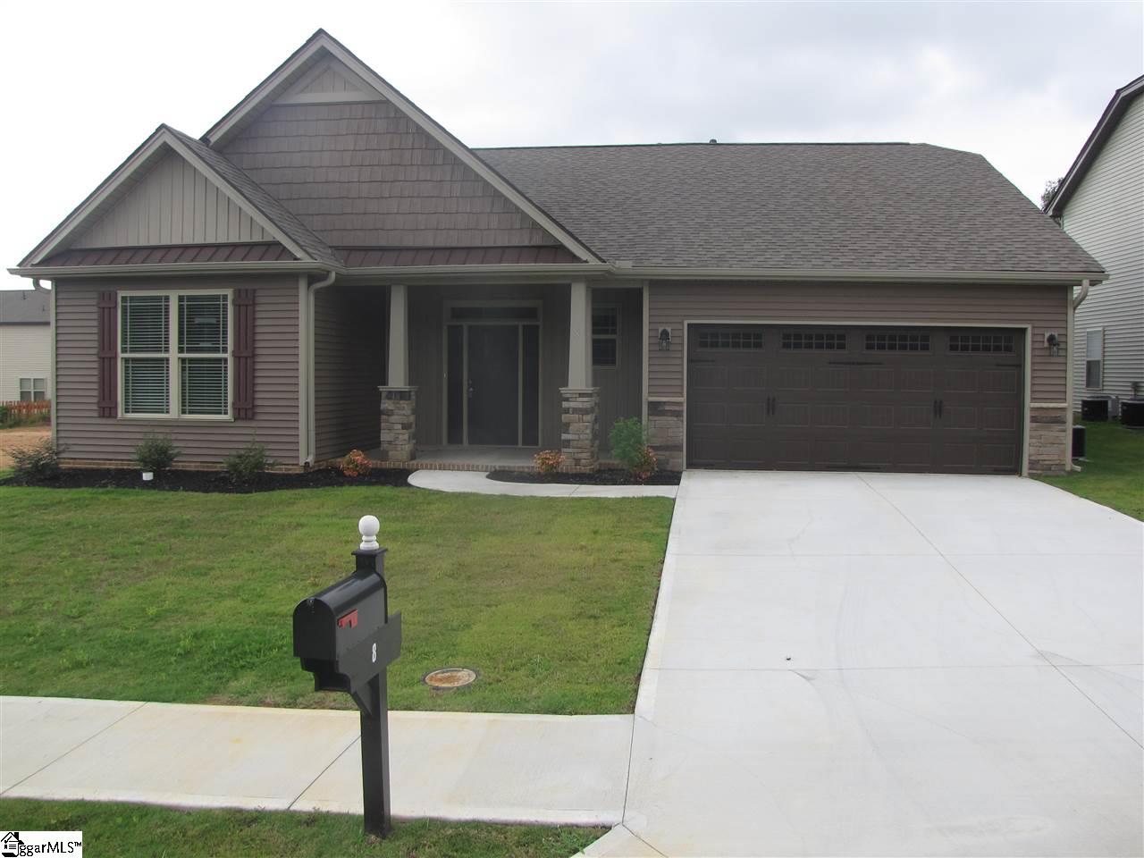 8 Ivyberry Road Simpsonville, SC 29681 - Photo 3 of 10 Gallery Image 3