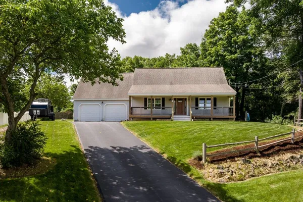 $625,000 | 76 Mast Road, Dover, NH 03820