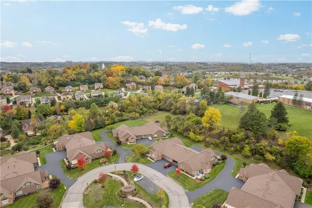 $314,900 | 6356 Jefferson Pointe Circle, Clairton, PA 15025