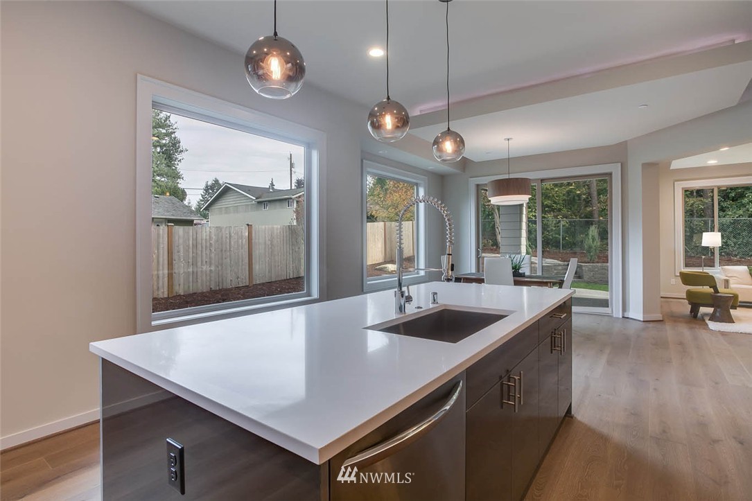 722 Pierce Avenue Northeast Renton, WA 98056 - Photo 13 of 25