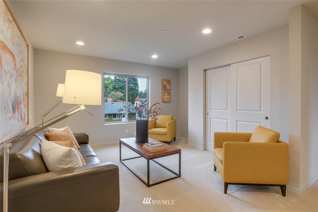 722 Pierce Avenue Northeast Renton, WA 98056 - Photo 16 of 25